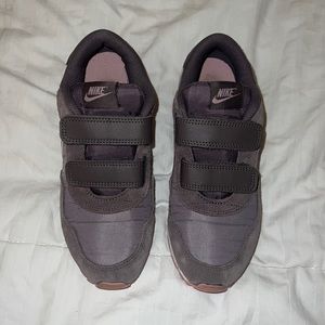 Nike MD Valiant Sneaker